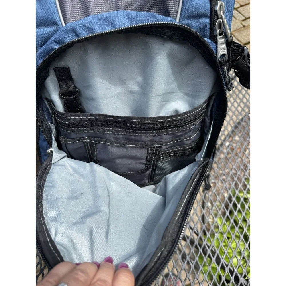 High Sierra Swerve Large Laptop Backpack Suspension Strap System Blue Gray Black